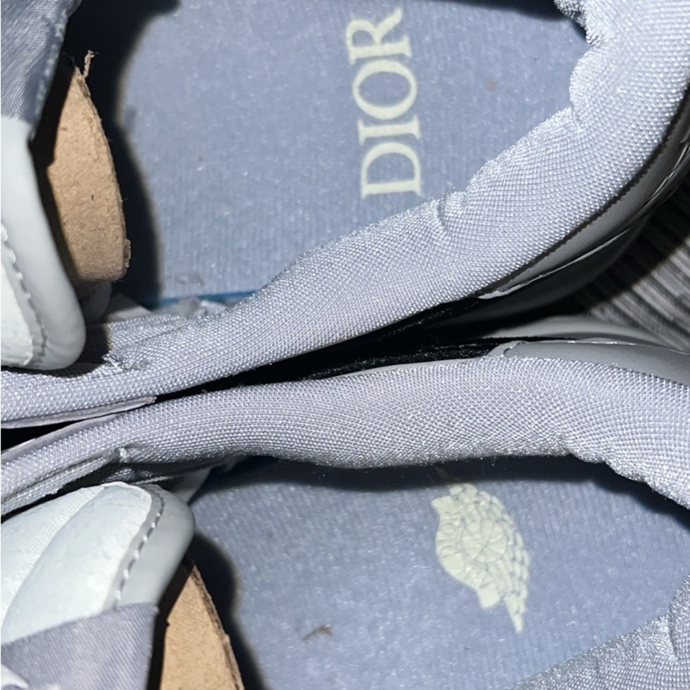 Dior Gray Sneakers with Unique Lacing System - Picture 4 of 9